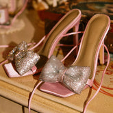 Tacones abiertos con lazo y purpurina